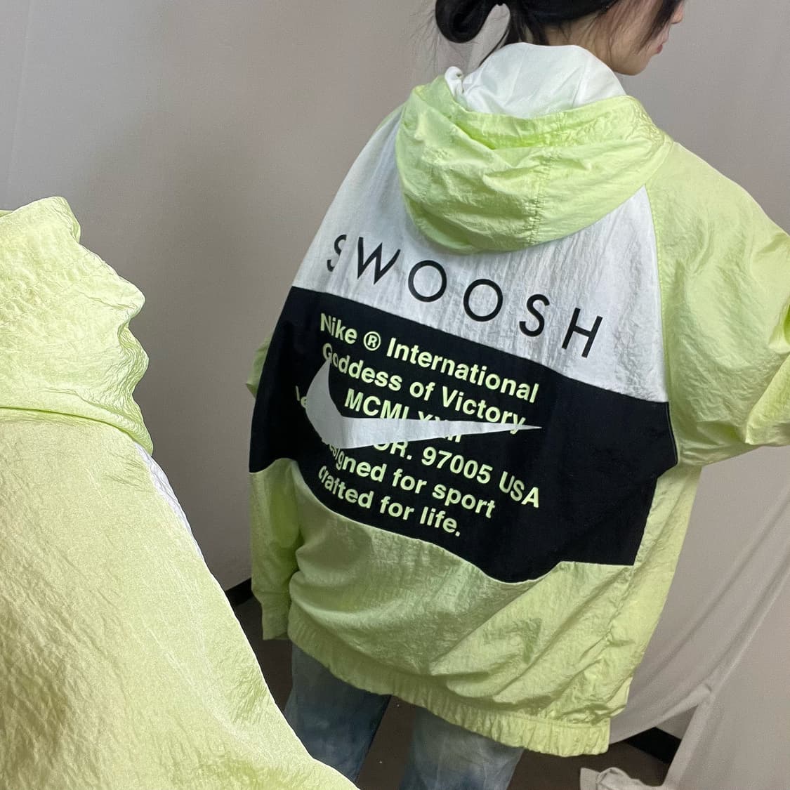 Nike double swoosh nylon windbreaker 상품이미지3