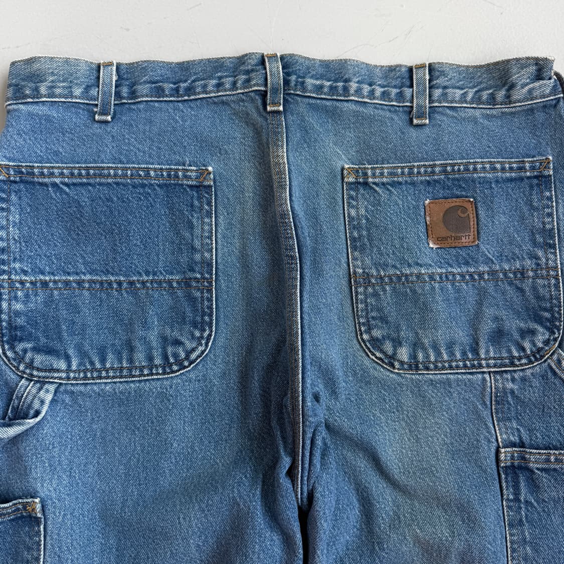 칼하트 OG 가죽패치 카펜터 워크 와이드 데님팬츠 상품이미지6