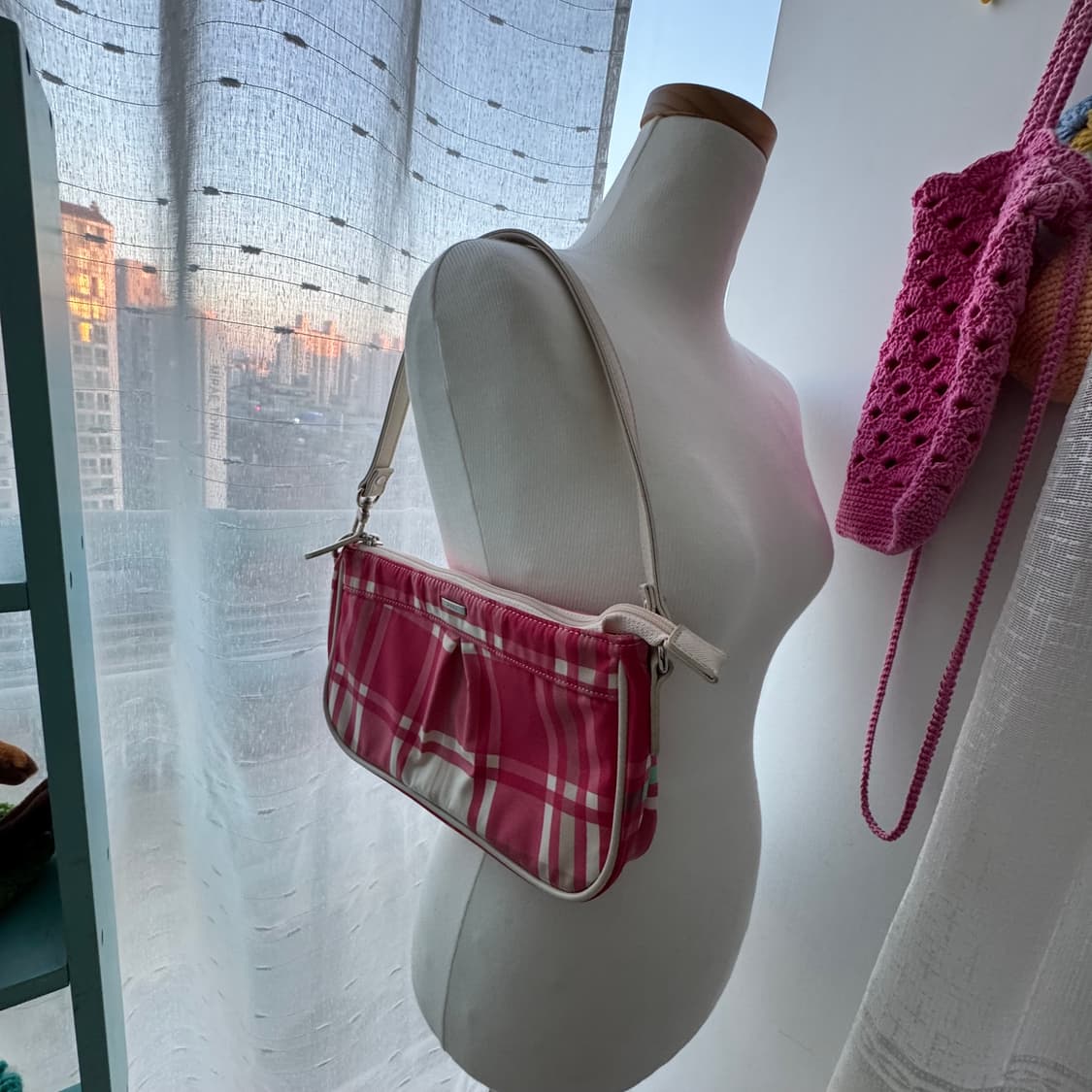 닥스 DAKS 핑크체크 미니숄더백 상품이미지2