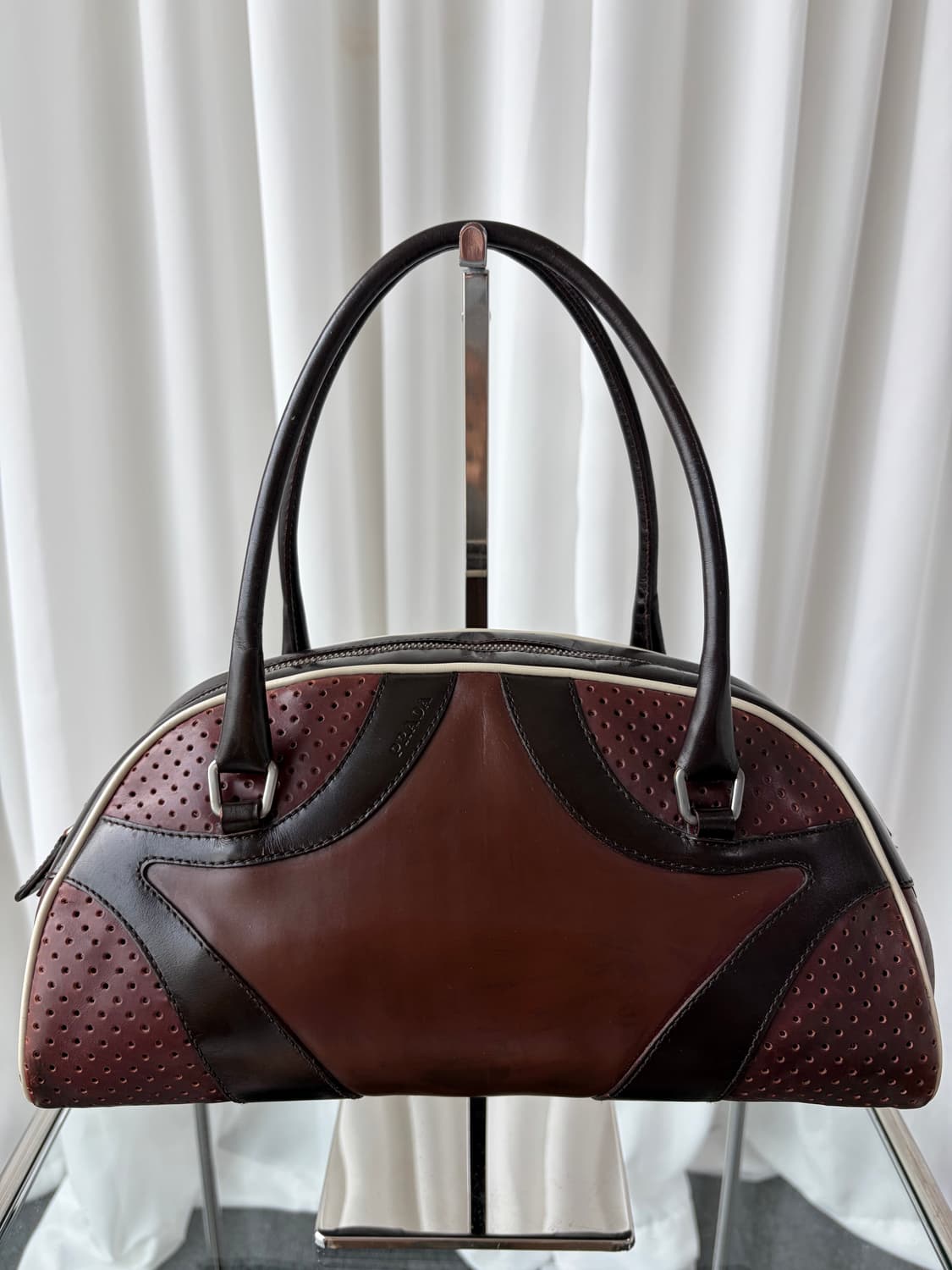 프라다 비텔로 보울러 백 상품이미지4