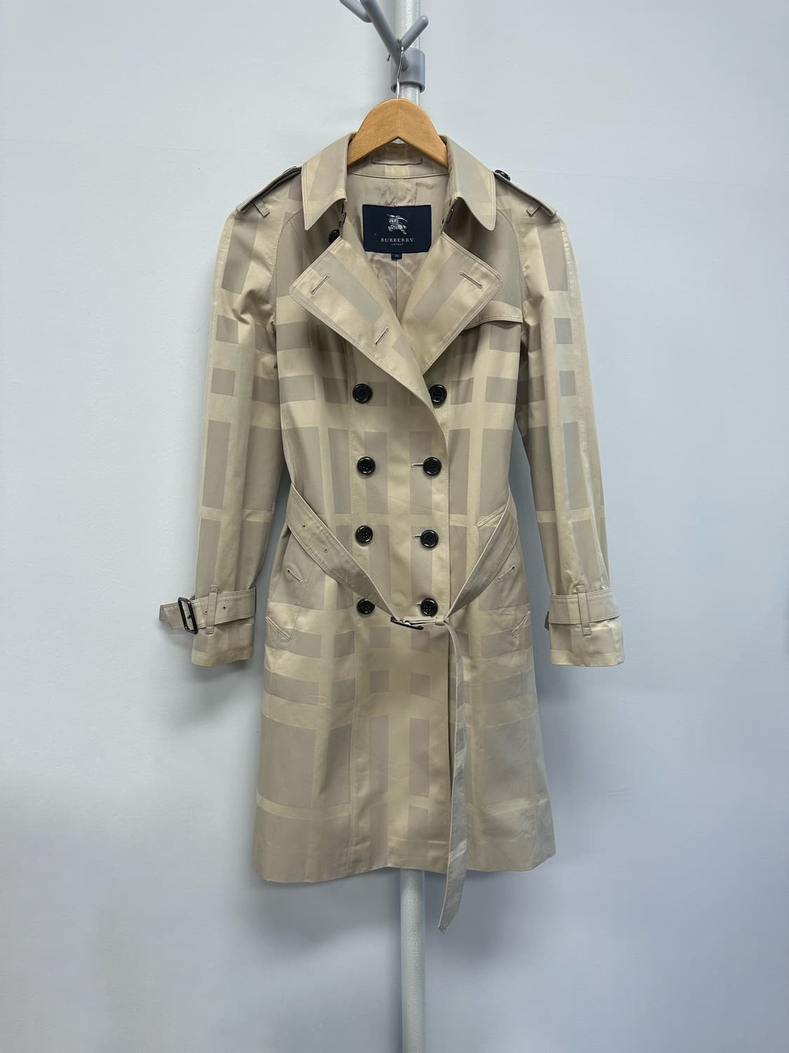 버버리 체크 트렌치 코트 상품이미지1