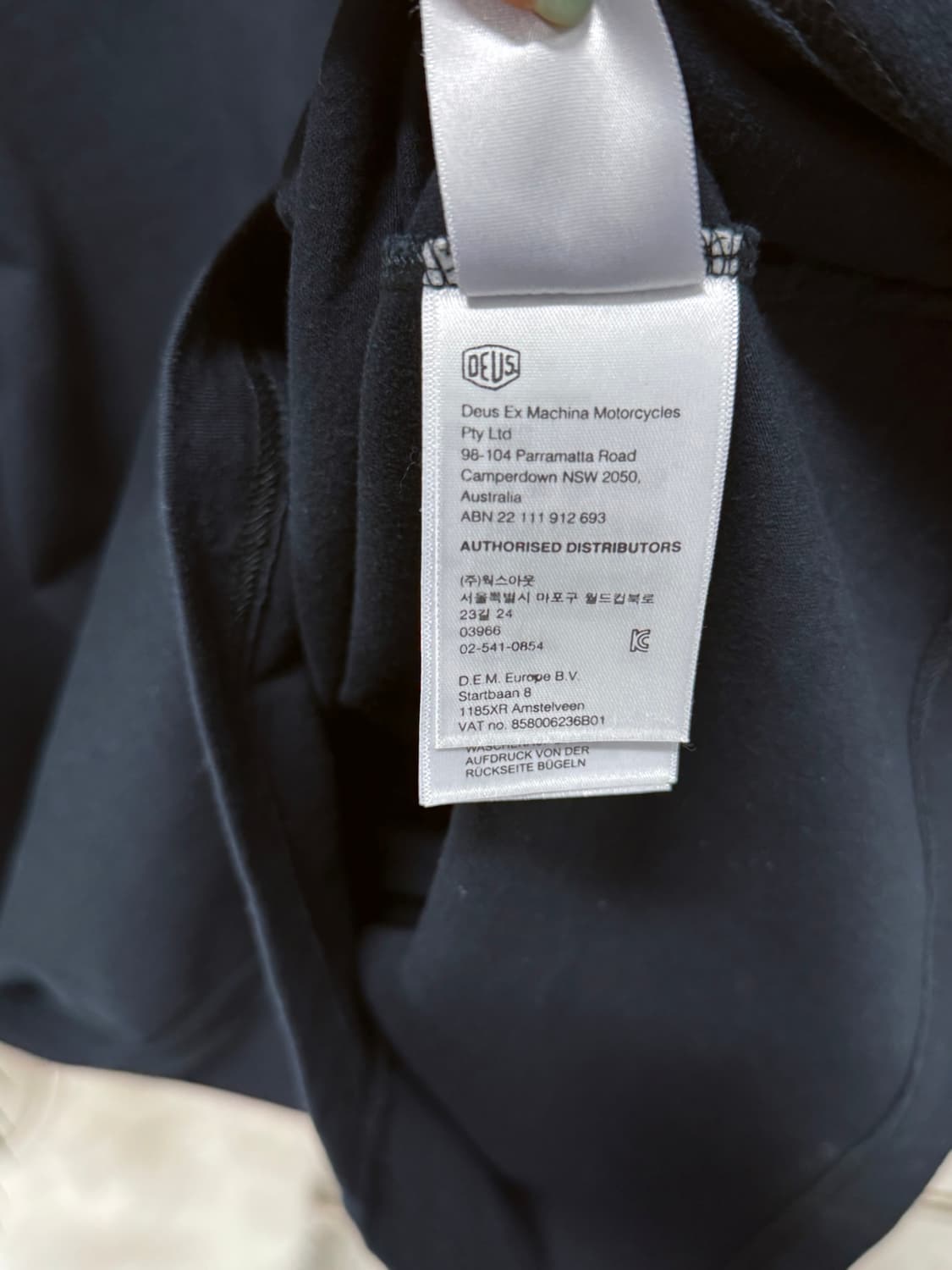 데우스 미니 원형로고 반팔 티셔츠 상품이미지6