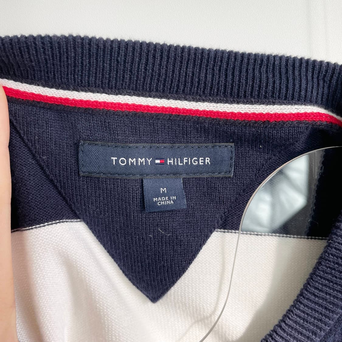 C2 타미힐피거 스트라이프 코튼 라운드넥 니트  M사이즈 상품이미지5
