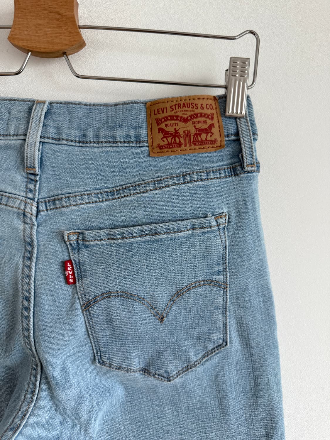 리바이스(Levi's) 315 부츠컷 데님 팬츠(연청) 상품이미지5