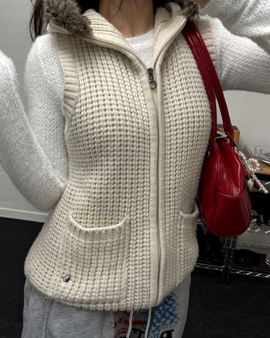 올드 빈티지 퍼 후드 니트 조끼 집업 아이보리 상품이미지1