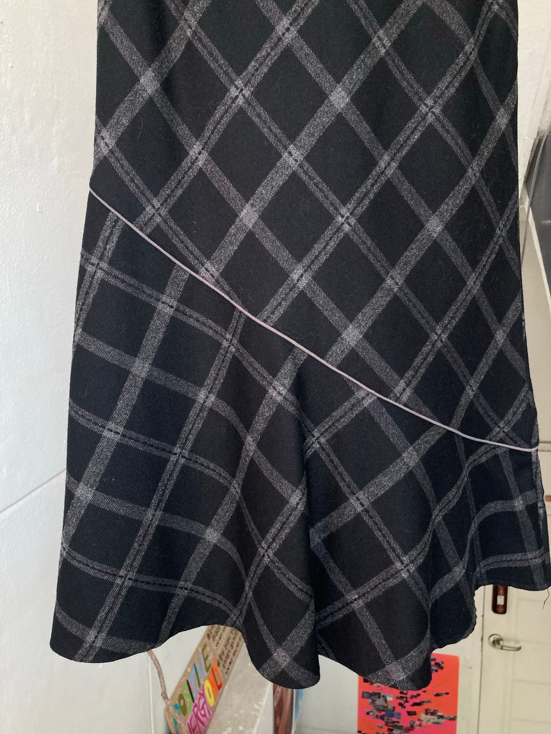 울 체크 플레어 언발란스 롱스커트 상품이미지7