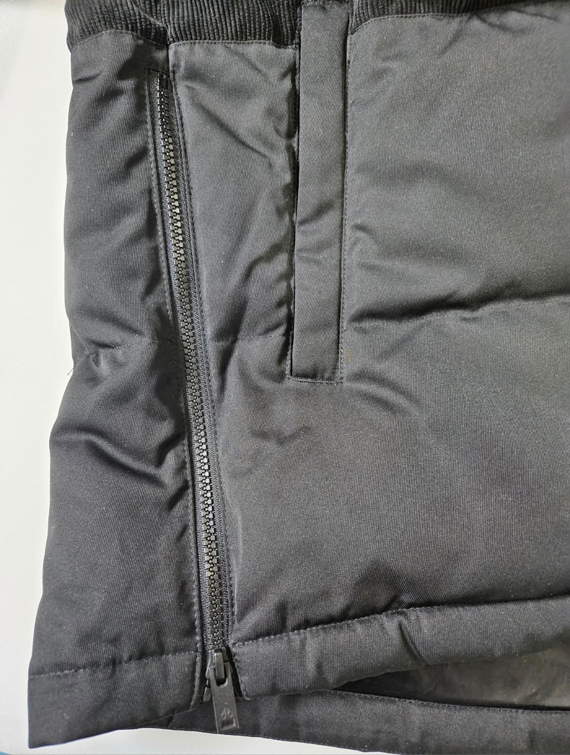 무스너클 블랙 코듀로이 패딩 shipyard jacket 상품이미지6