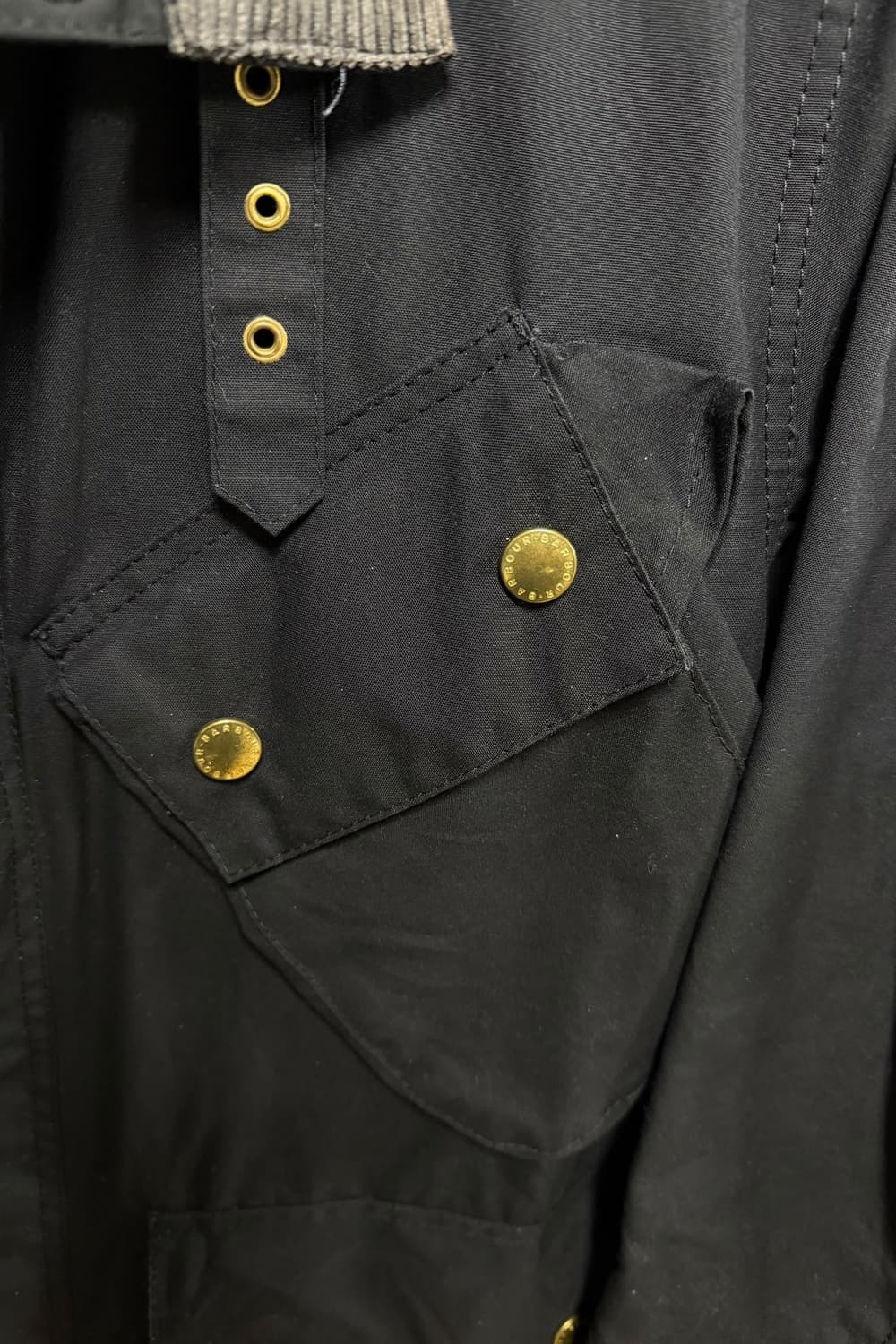 바버 인터네셔널 왁스 코팅 자켓 상품이미지4