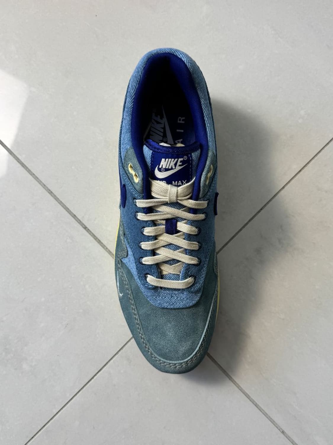 AIRMAX 에어맥스 DV3050 300 상품이미지2