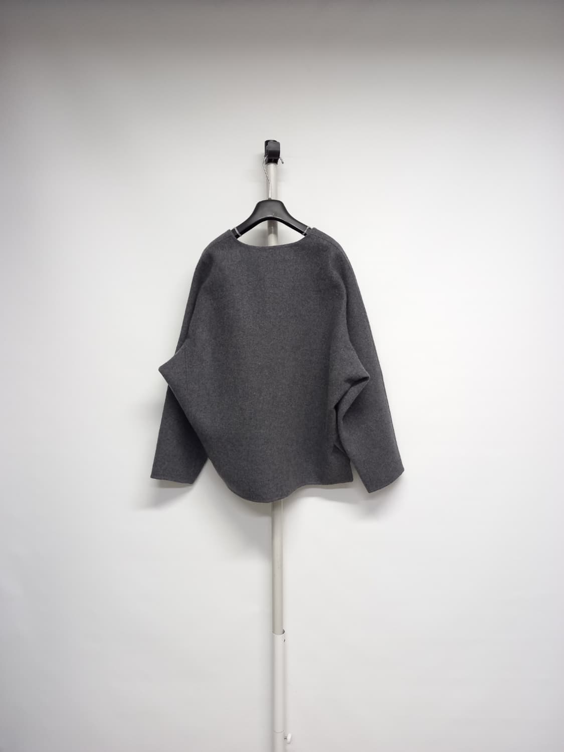 더 캐시미어 춘추동 캐시미어100 핸드메이드 아우터 66.77 상품이미지2