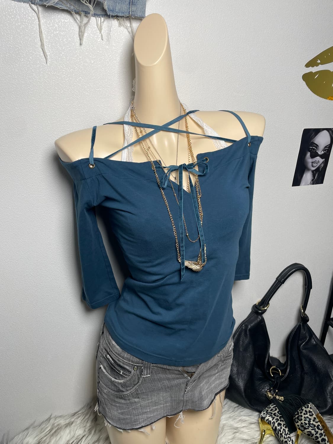 Calvin klein 캘빈클라인 오프숄더 탑 상품이미지1