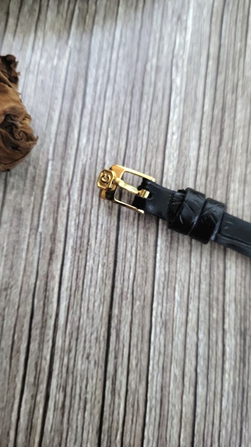 정품 쇼파드 18K 옐로우 골드 오벌 빈티지 쿼츠 시계 상품이미지10