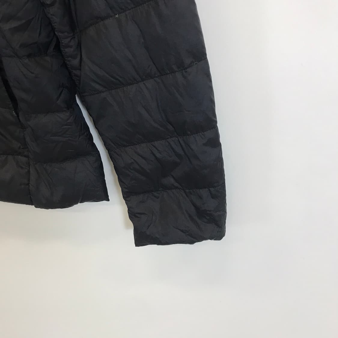 유니클로 울트라라이트다운 경량패딩 [여성L] 상품이미지3