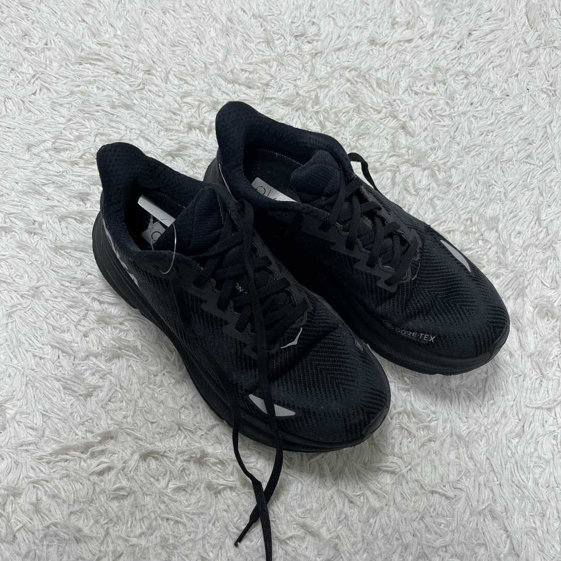 Hoka Clifton GTX running shoes 상품이미지1