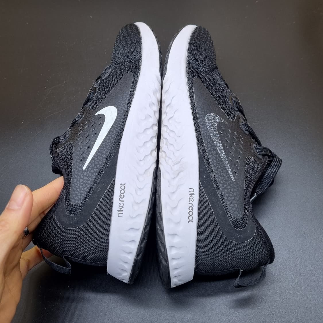 나이키 레전드 리액트 블랙 여성운동화240  상품이미지5