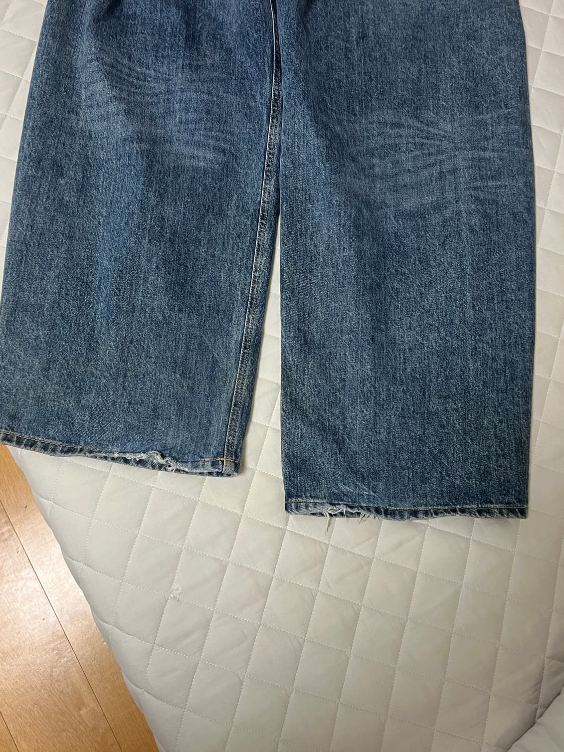 해칭룸 와이드 커브드진 워시드블루 4사이즈 상품이미지2