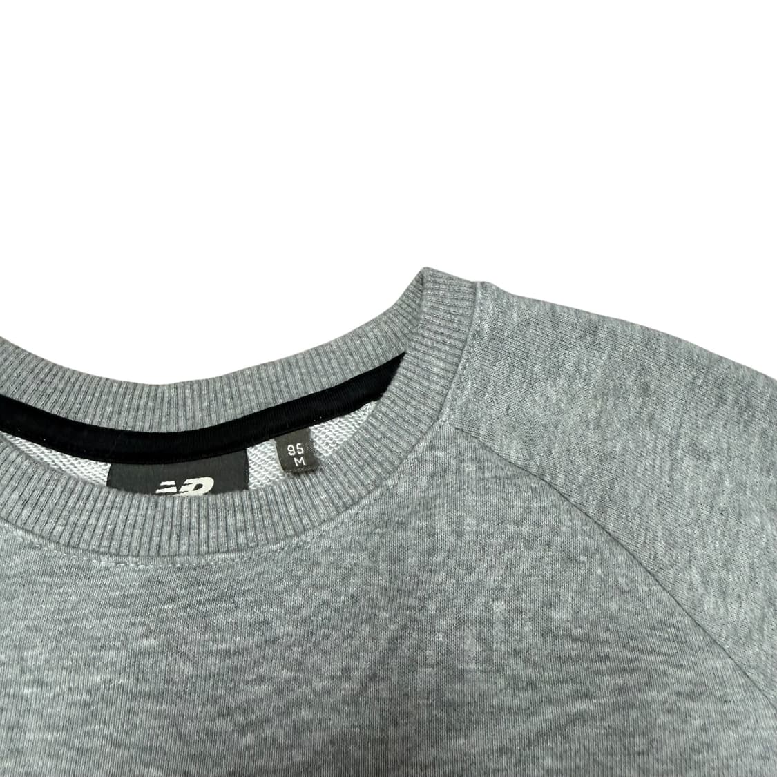 뉴발란스 맨투맨 상품이미지2