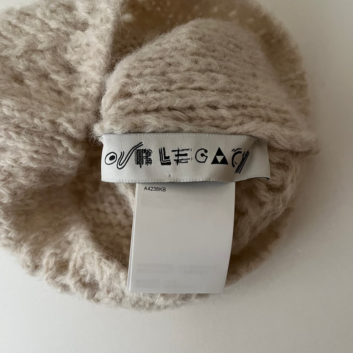 아워레가시 bone airy alpaca beanie 상품이미지3
