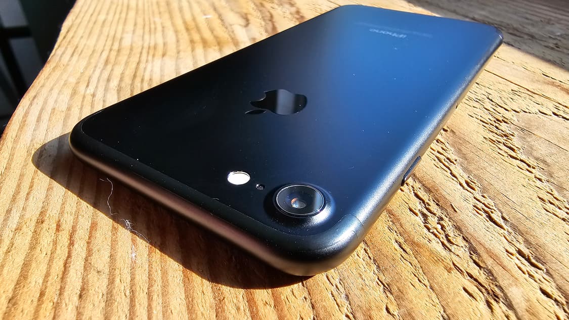 [순정정품] 아이폰7 128GB 무음카메라 배터리정품 제트블랙 S급 상품이미지3