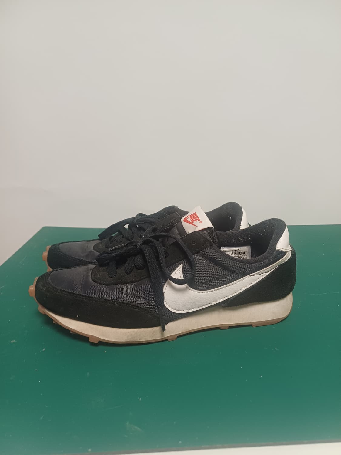 나이키 데이브레이크 '검흰' (235mm) 상품이미지1