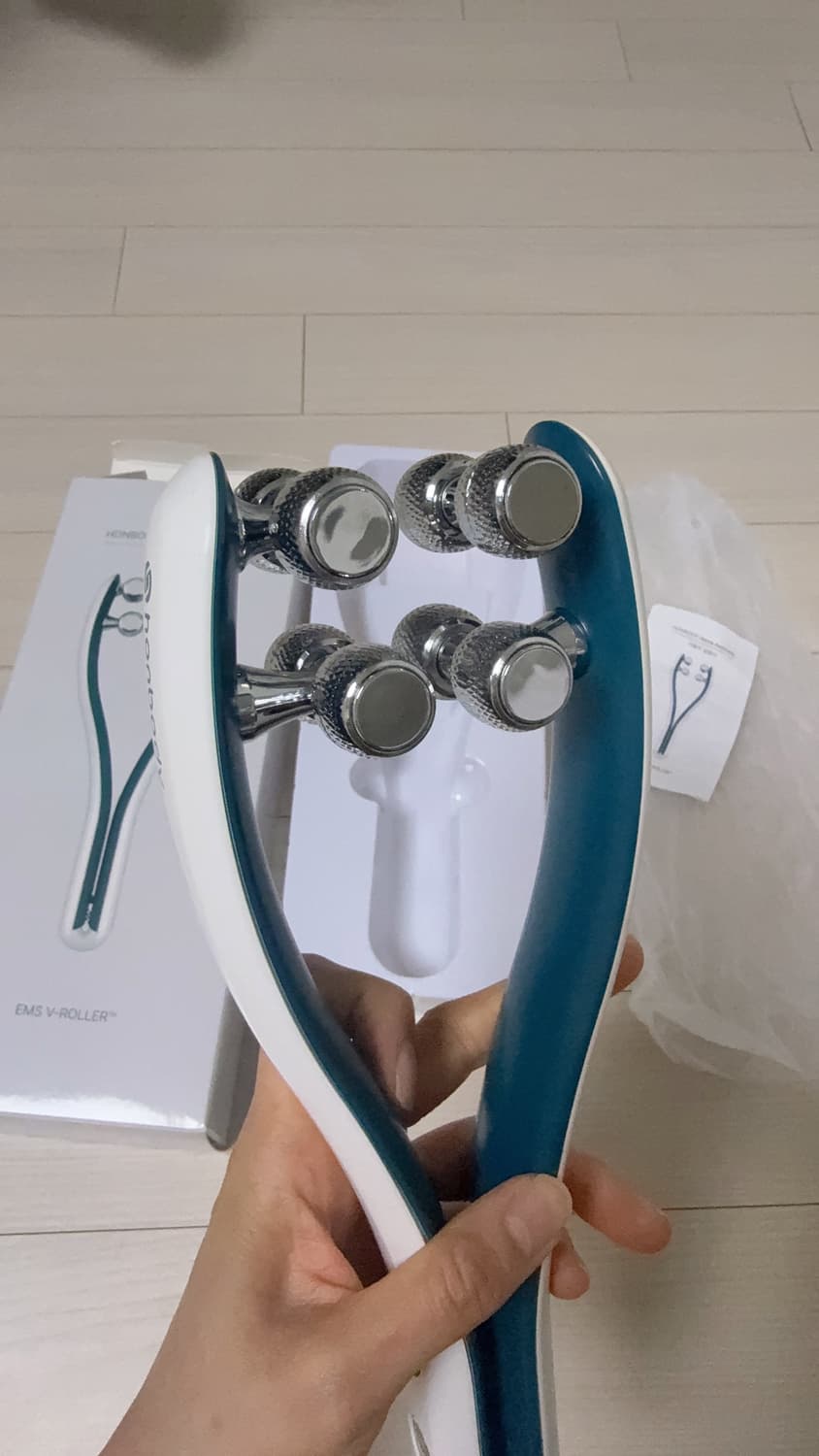 혼바디 롤러 EMS 페이스롤러 경락 디바이스 상품이미지3