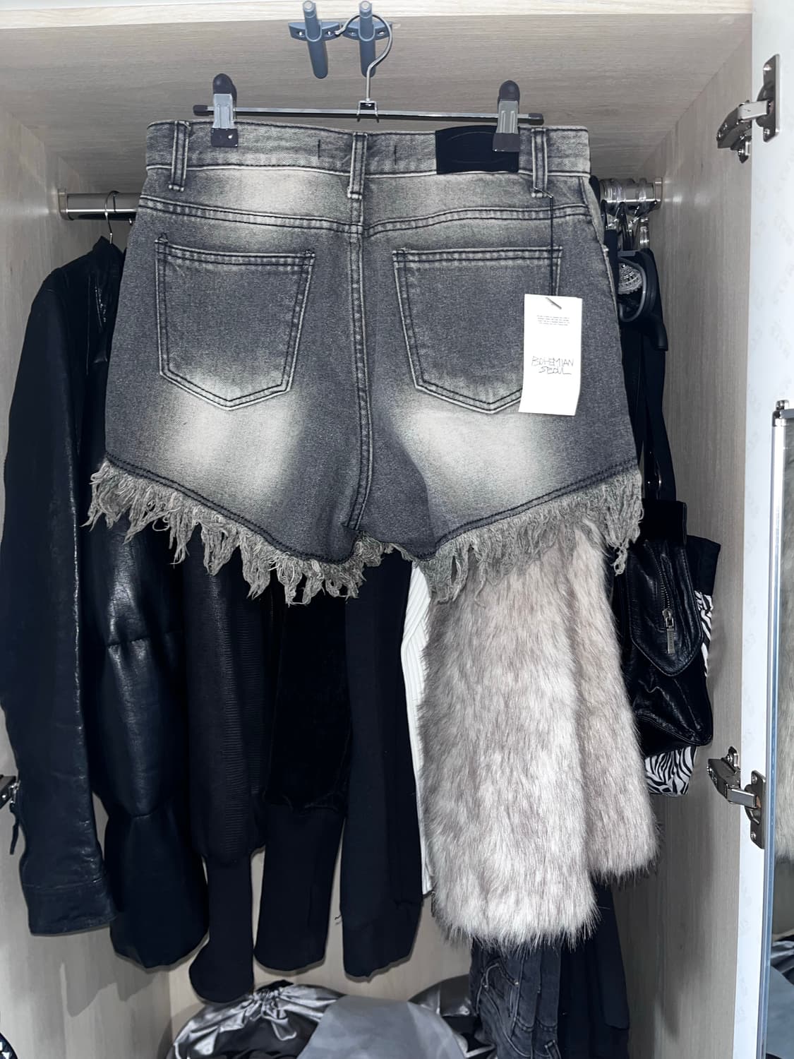 <새상품> 보헴서 데미지 워싱 쇼츠 22ss 그레이 L사이즈 상품이미지2