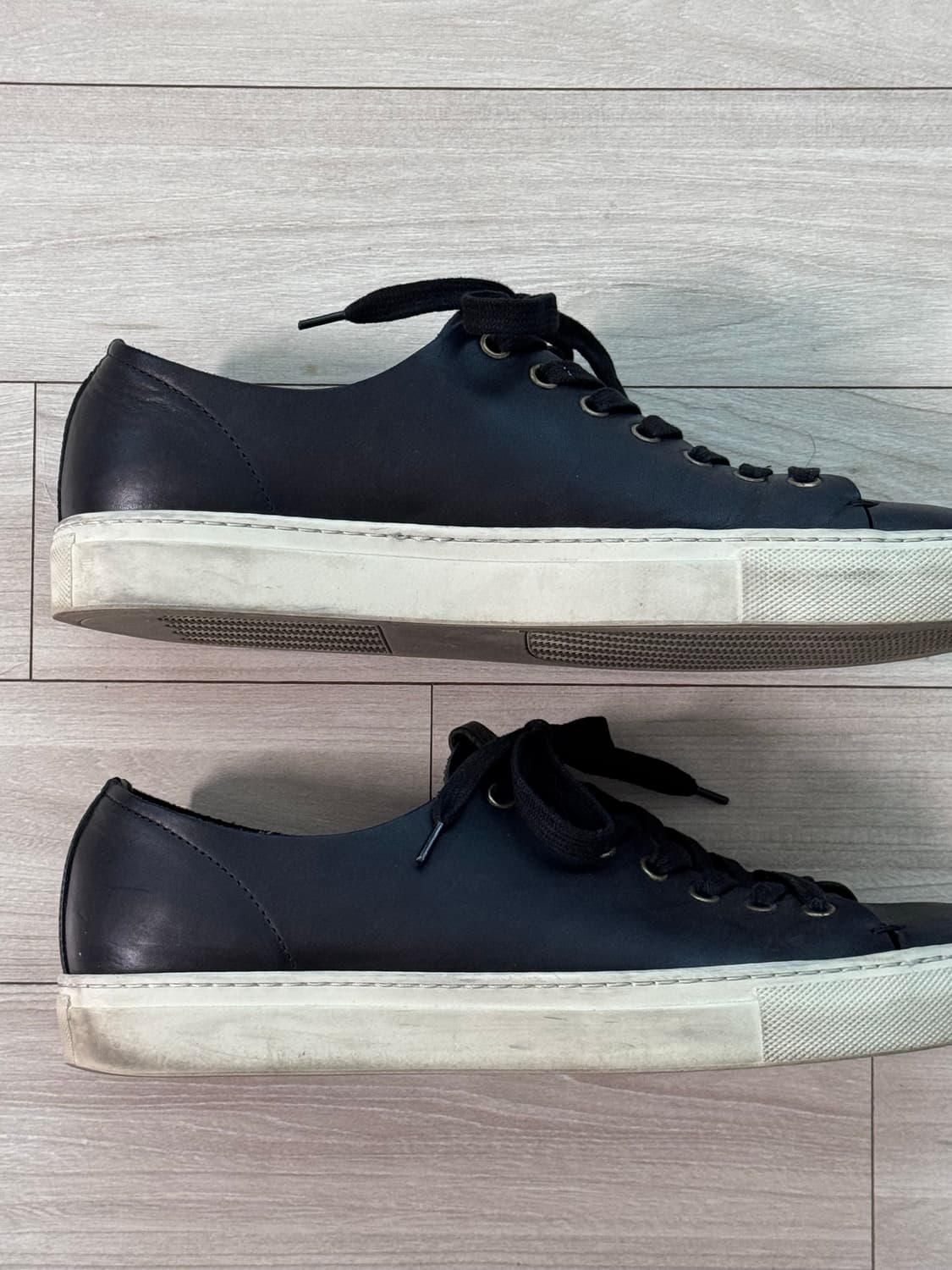 부테로 타니노 블랙 eu40 상품이미지3