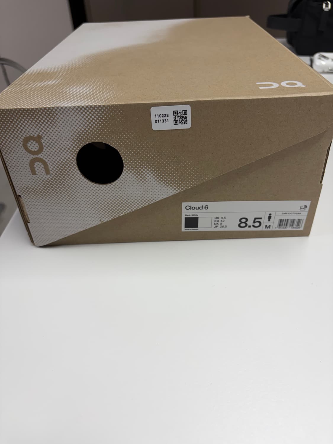 (새제품)온러닝 클라우드 6 블랙 265mm 싸게 급처분!!! 상품이미지5