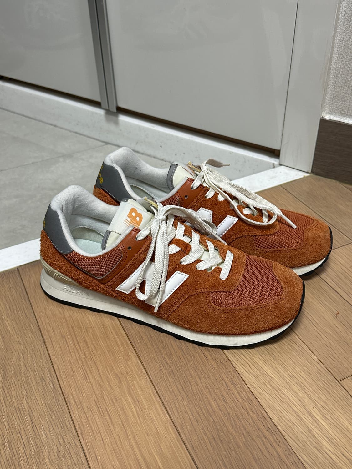 뉴발란스 574 헤리티지 오렌지 버스트 화이트 상품이미지4