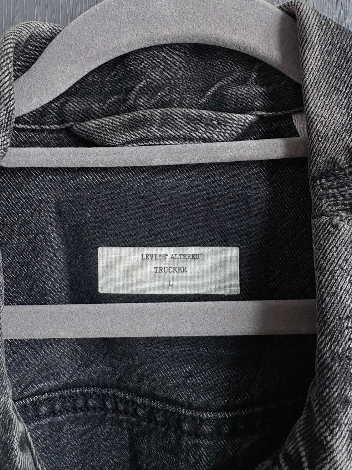 (L) 리바이스 알터드 흑청 데님 트러커 자켓 상품이미지4