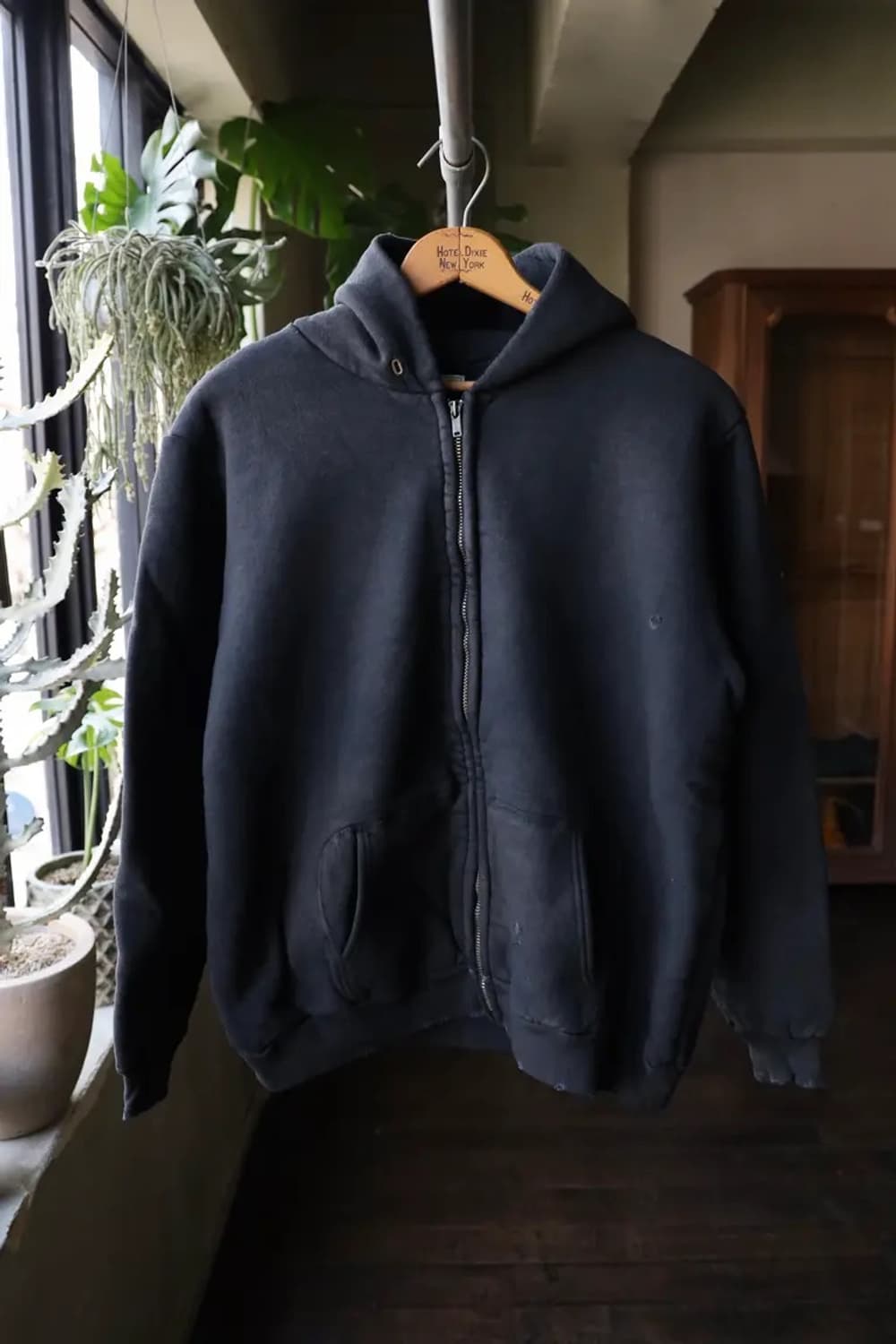 [3] 아프레쎄 빈티지 후드집업 블랙 상품이미지1