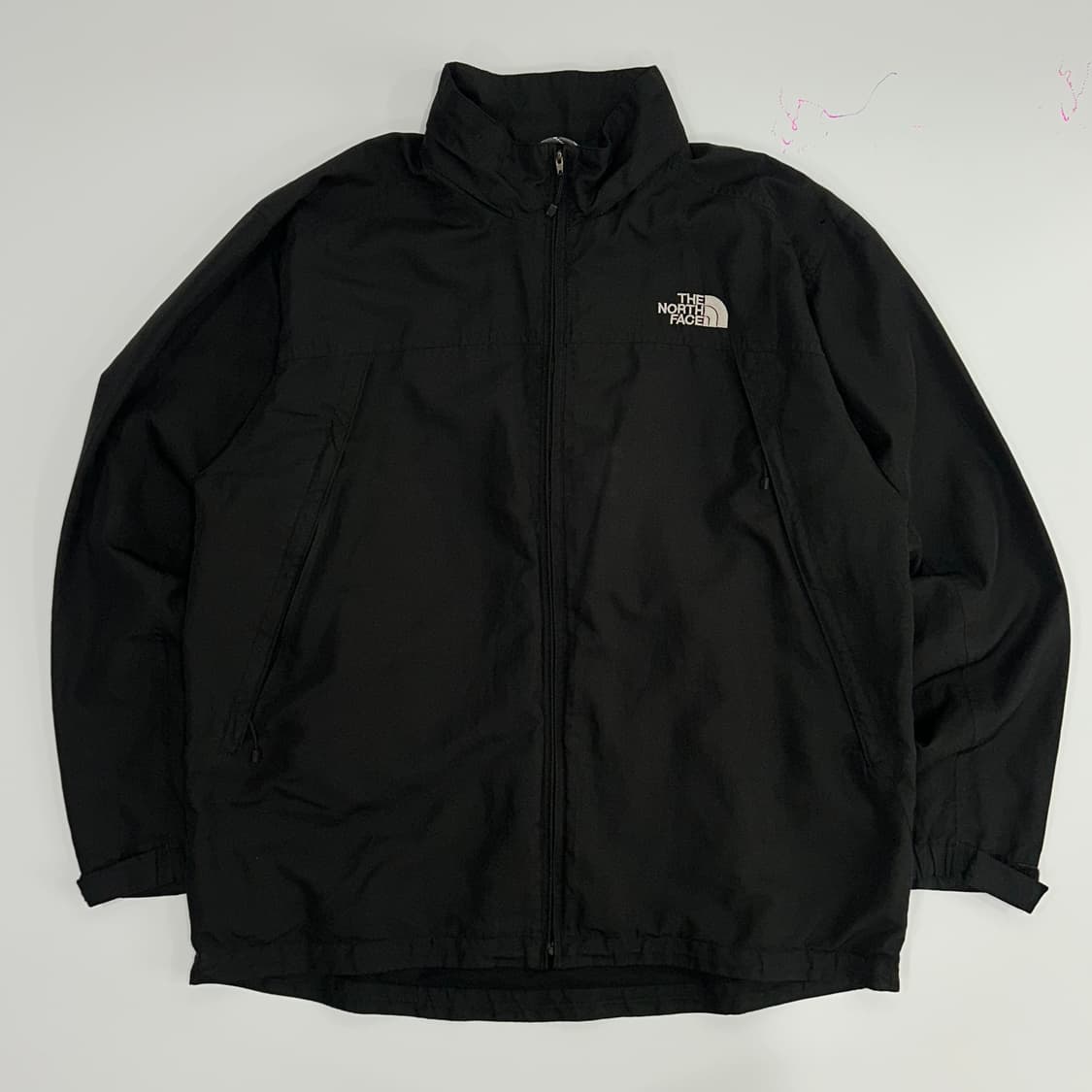 The north face 노스페이스 밑단 스트링 블랙 바람막이 상품이미지3