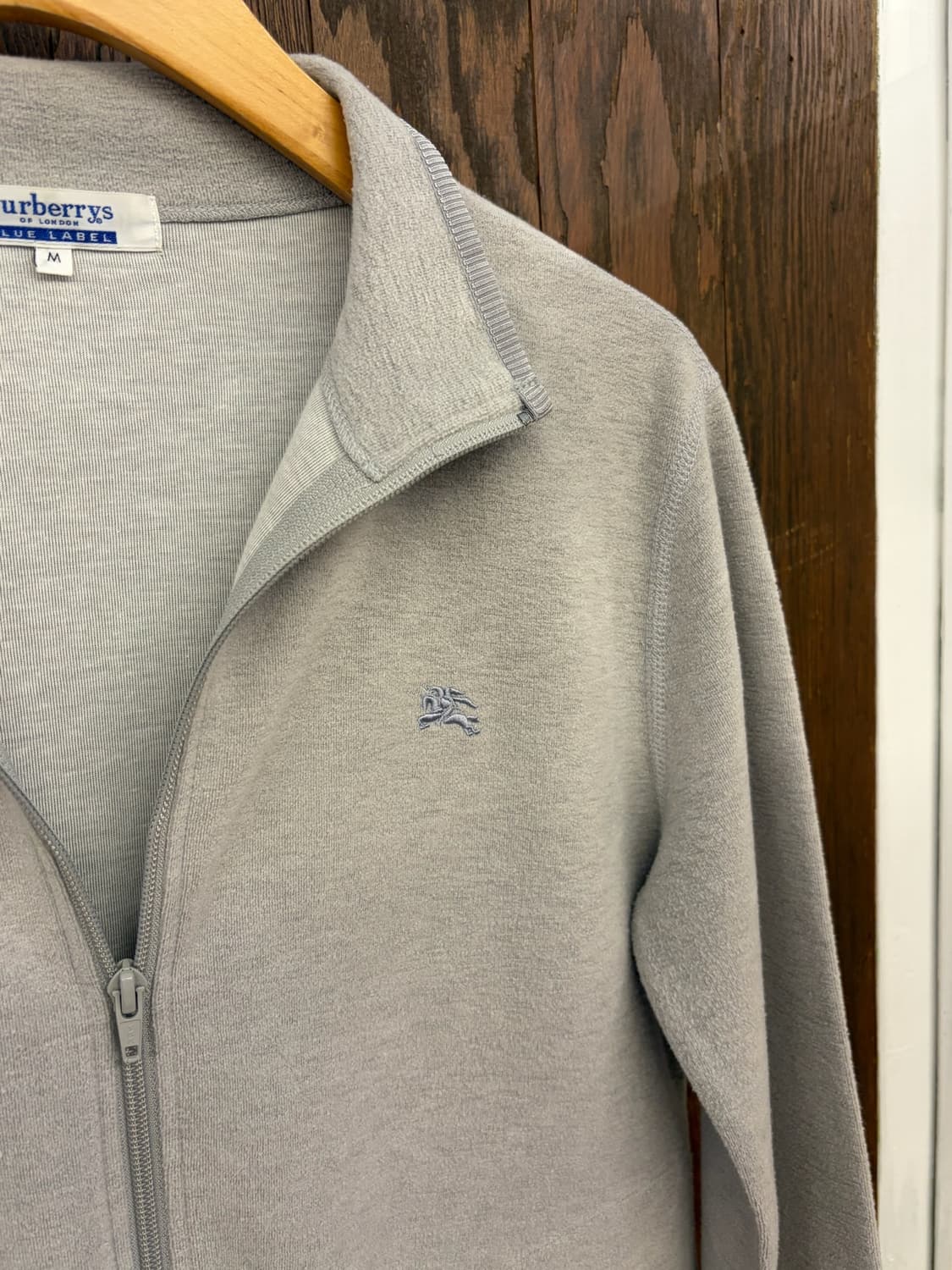 버버리 정품 그레이 기모집업 상품이미지4