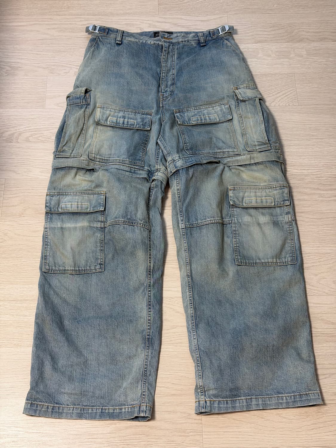 발렌시아가 재패니즈 라지 카고 팬츠 상품이미지1