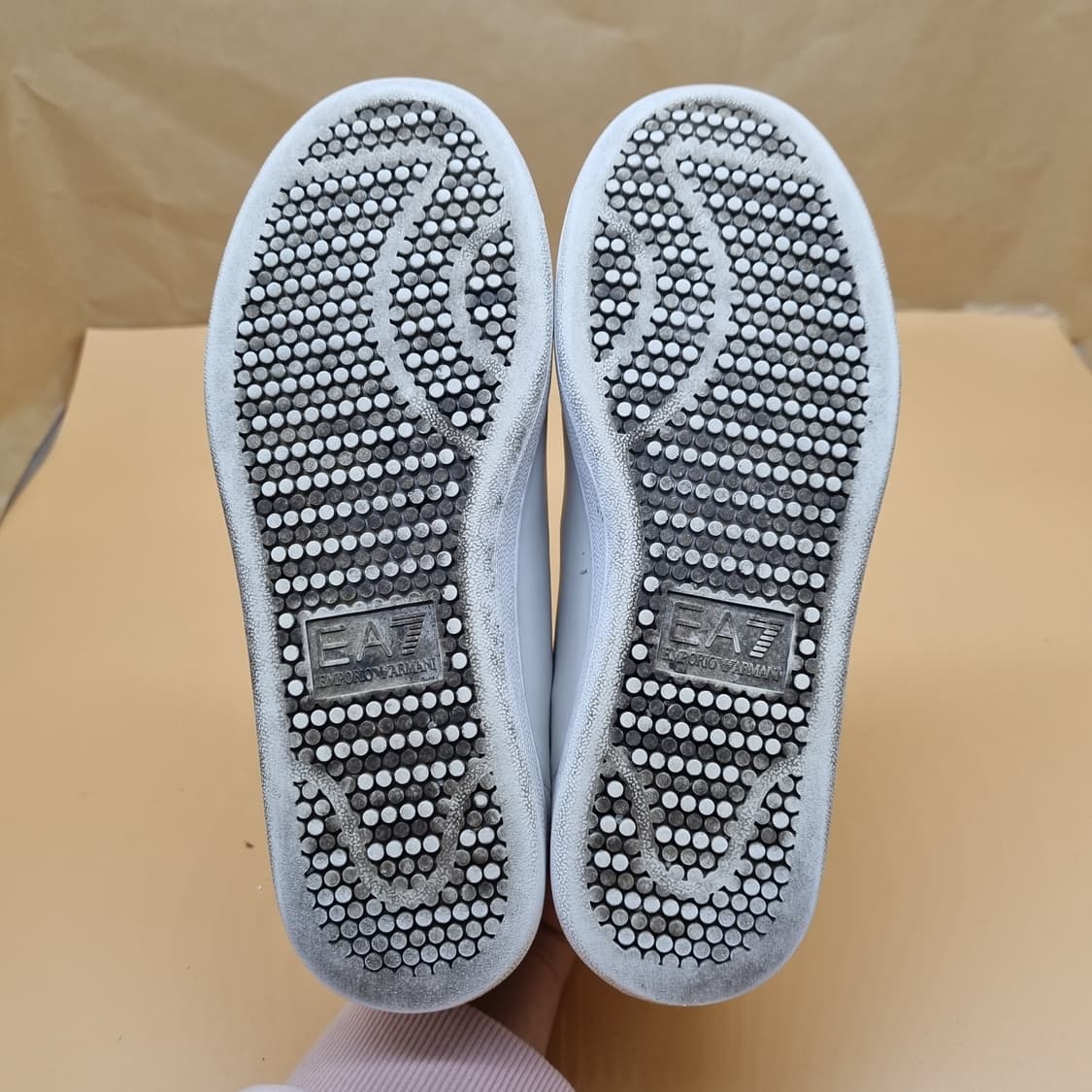 엠포리오 아르마니 여성스니커즈240  상품이미지3