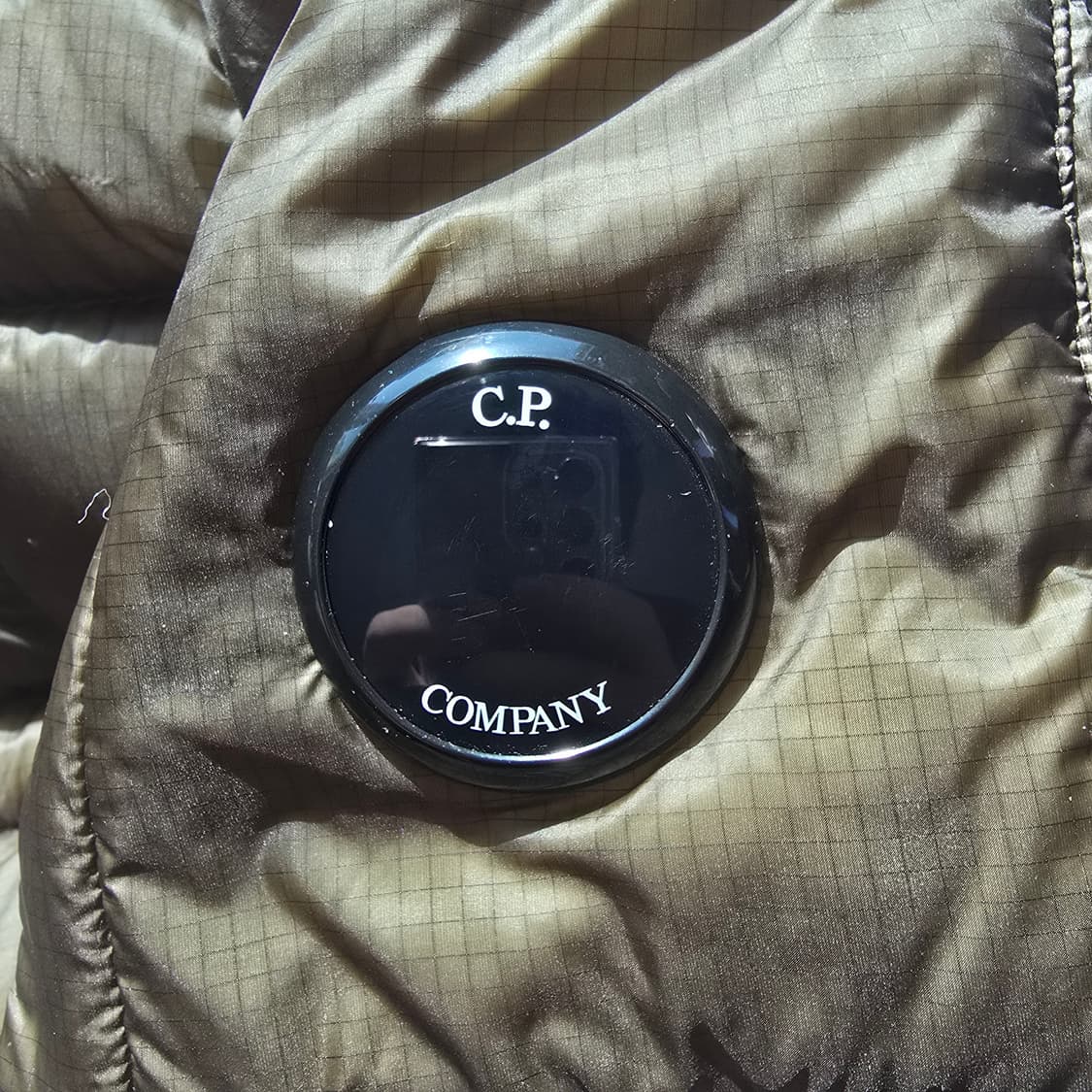 CP컴퍼니 DD쉘 패딩 올리브 나이트 23fw 상품이미지2