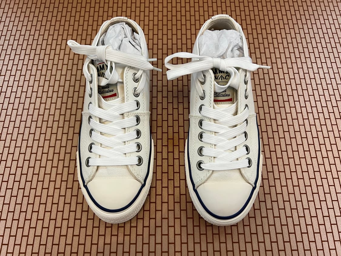 스니커즈 상품이미지1