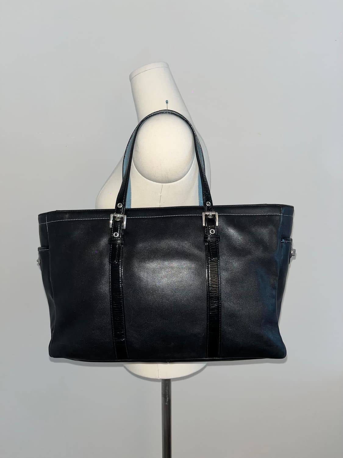 COACH Allblack Shoulder bag 상품이미지4