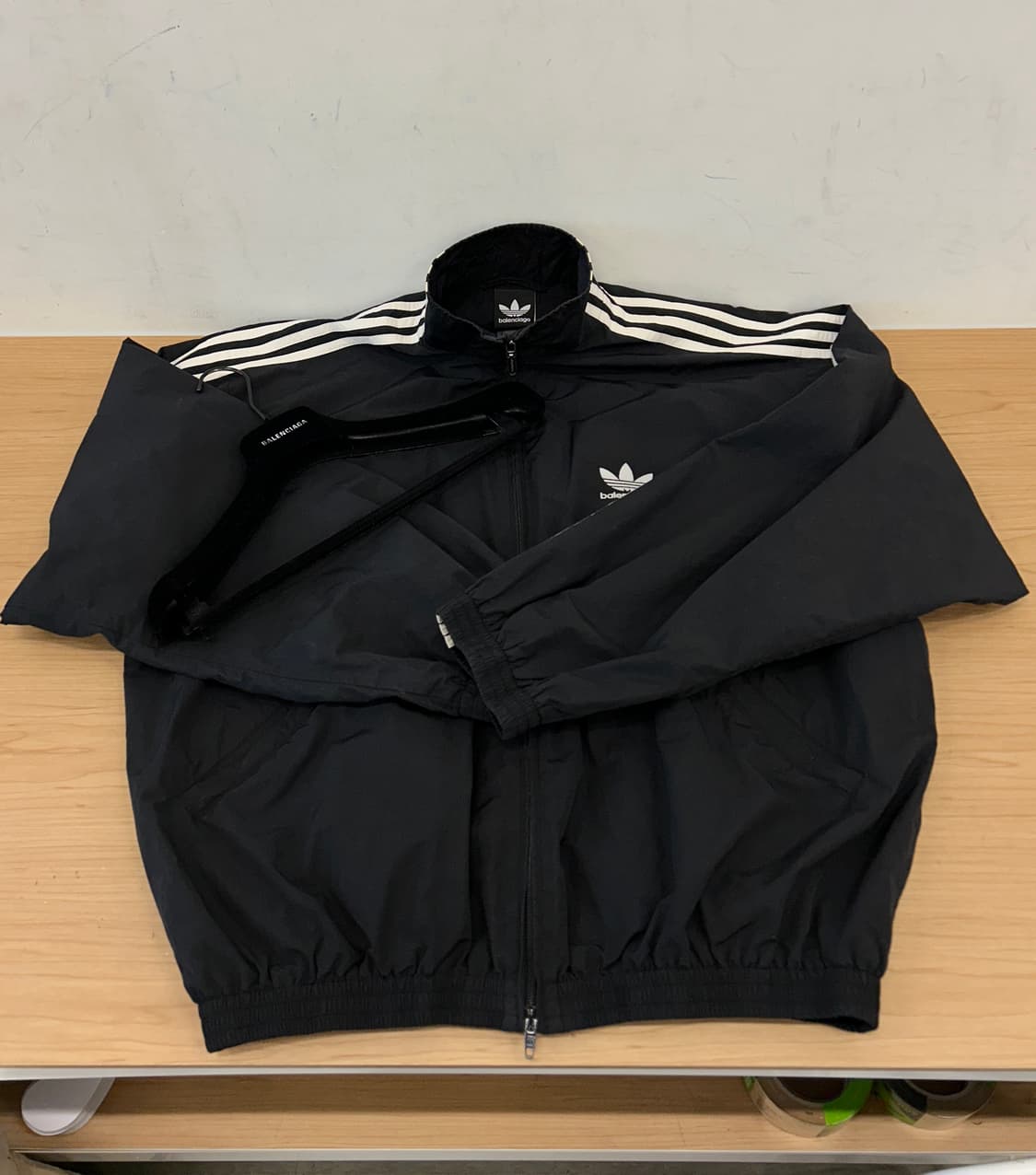 발렌시아가x아디다스 포플린 트랙 셋업 상품이미지4