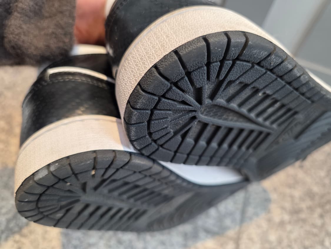 나이키 X 스투시 에어 포스 1 미드 블랙 화이트 270 상품이미지9