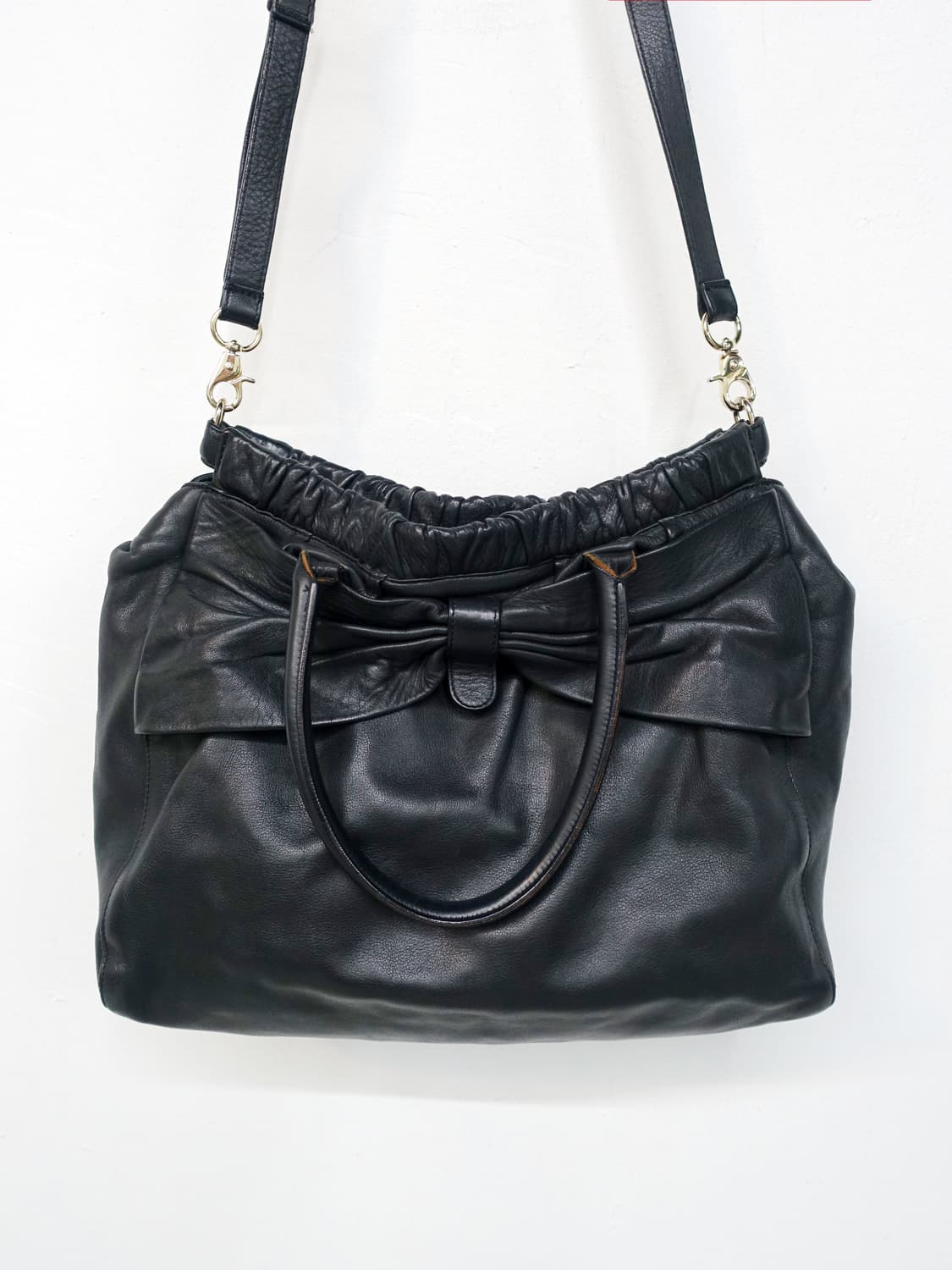 레드 발렌티노 리본 레더 백 상품이미지4