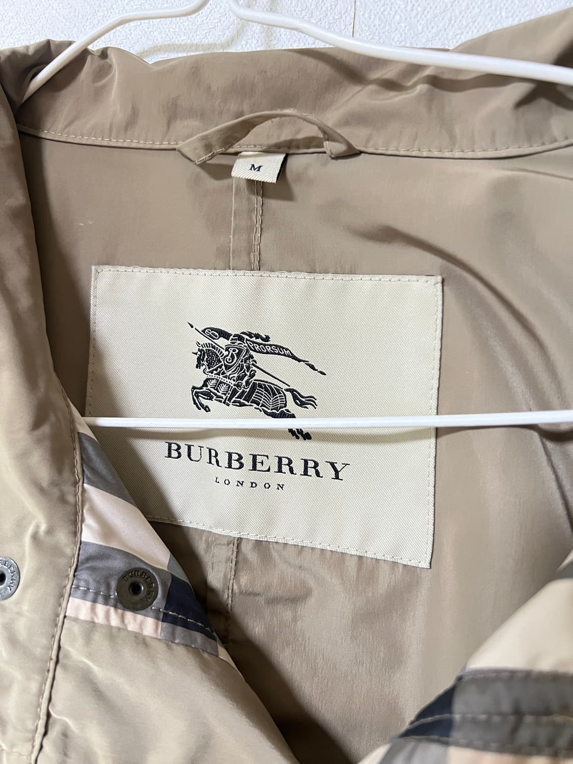 버버리 런던 집업 자켓 m 상품이미지2