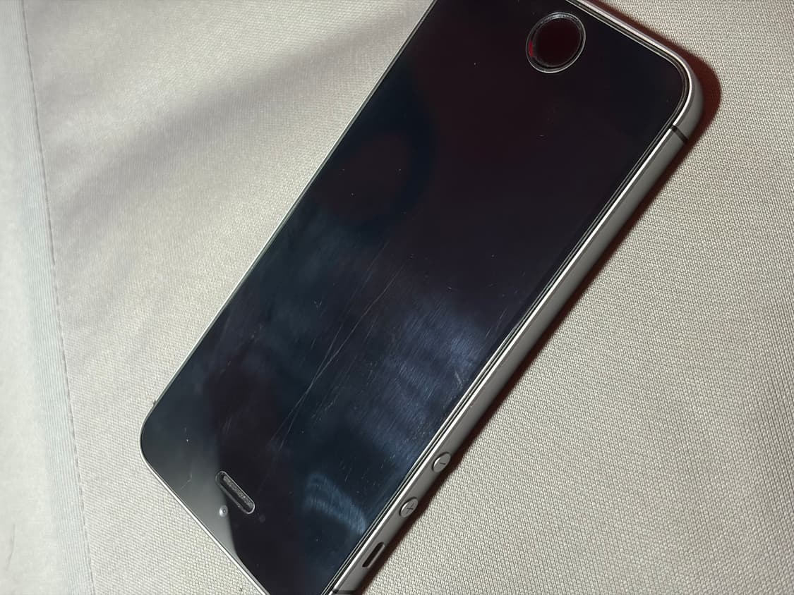 Iphone se 1 128G 스페이스그레이 상품이미지2