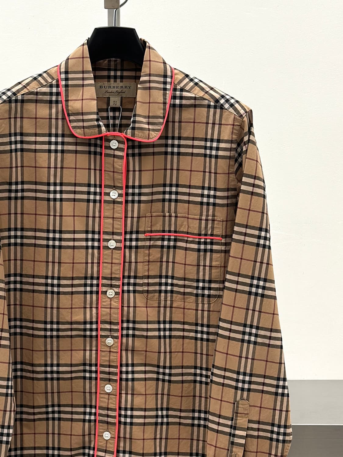 버버리 신형 노바체크 파이핑 셔츠  상품이미지2