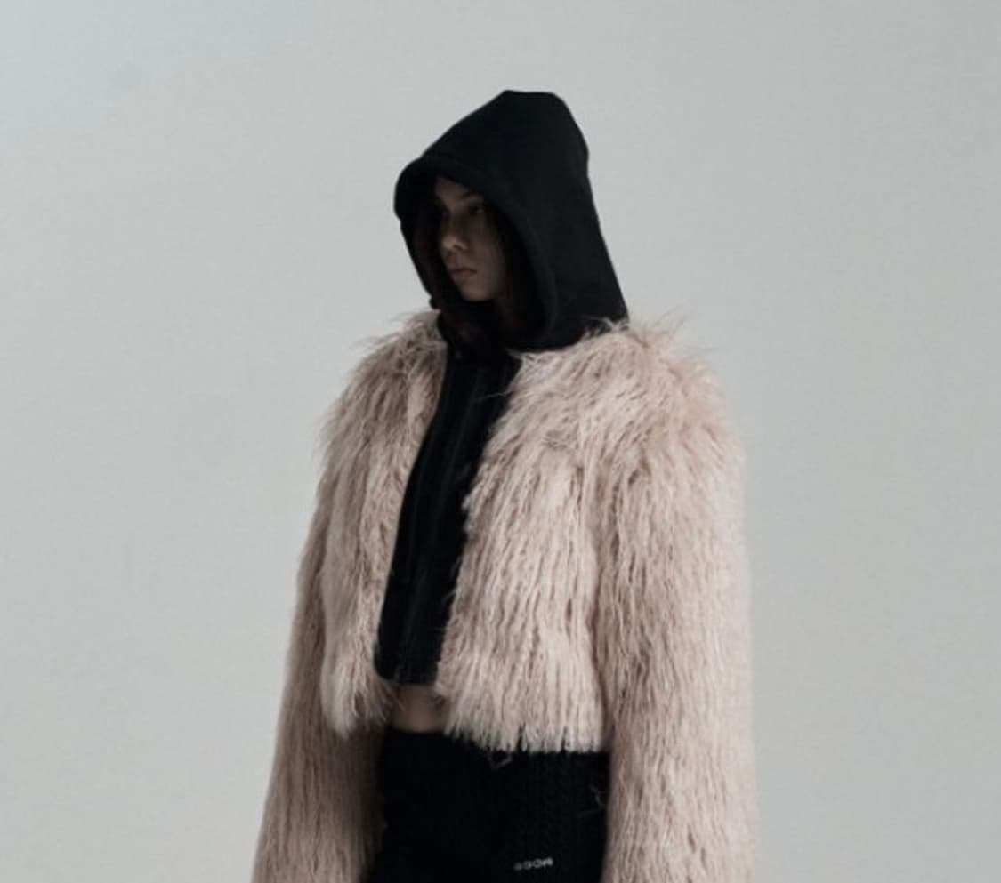 [택있는새상품] ODOR 오도어 크러스티 후드 퍼 자켓 허쉬 핑크 상품이미지1