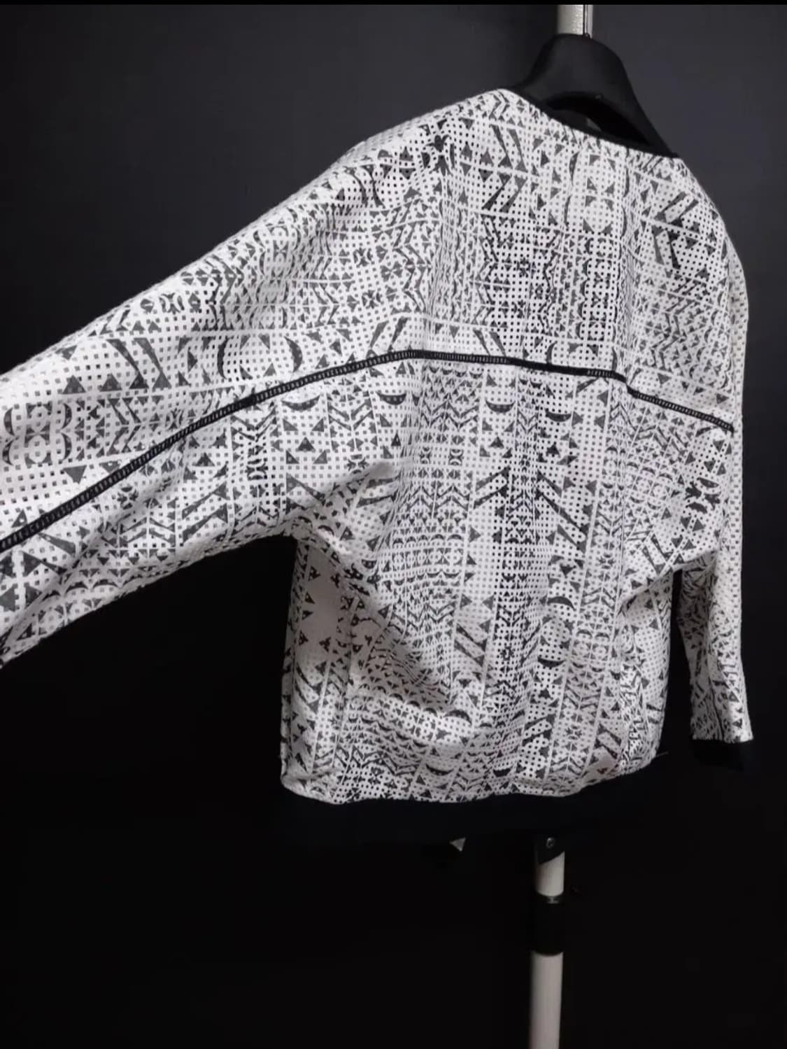 듀엘 춘하 펀칭 가디건 자켓 55 상품이미지7