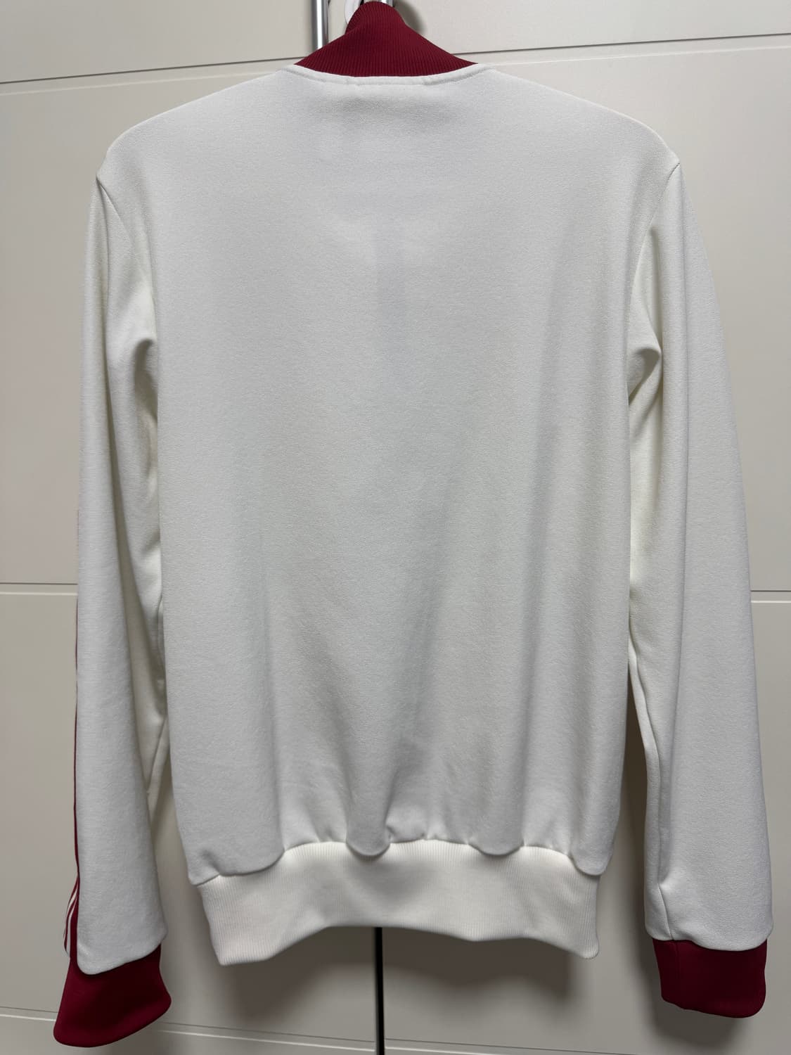 아디다스 바이에른뮌헨 화이트 버건디 트랙탑 져지 상품이미지3