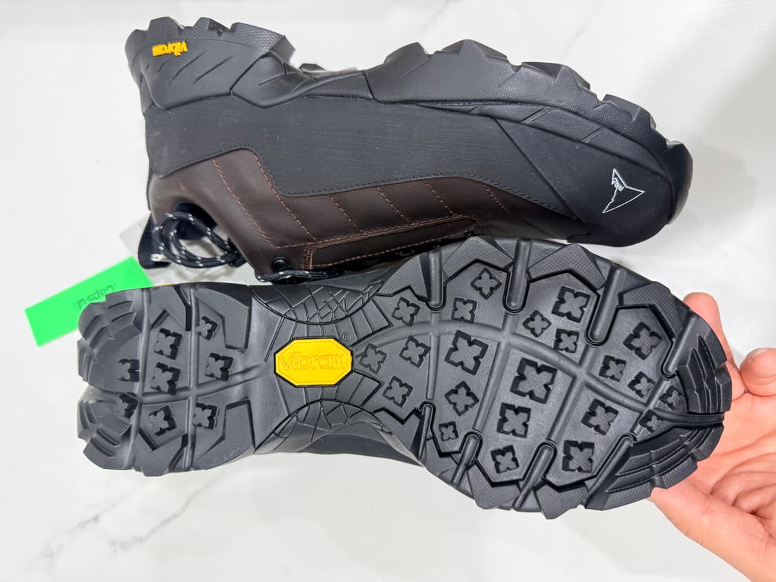 로아하이킹 카타리나(브라운) EU43 황금사이즈(새상품)팝니다. 상품이미지3