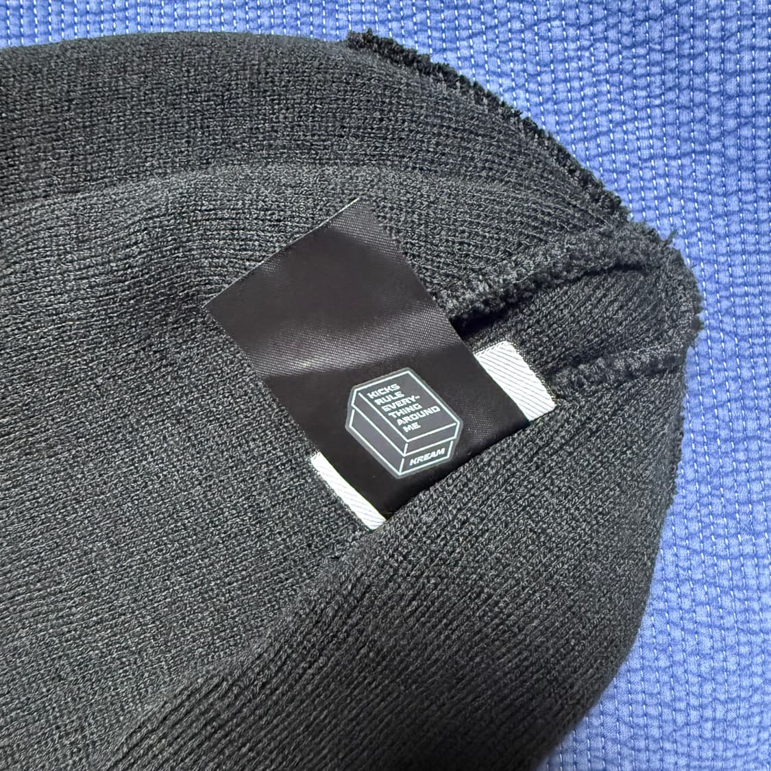 스투시 헬베티카 자카드 비니 블랙 상품이미지6