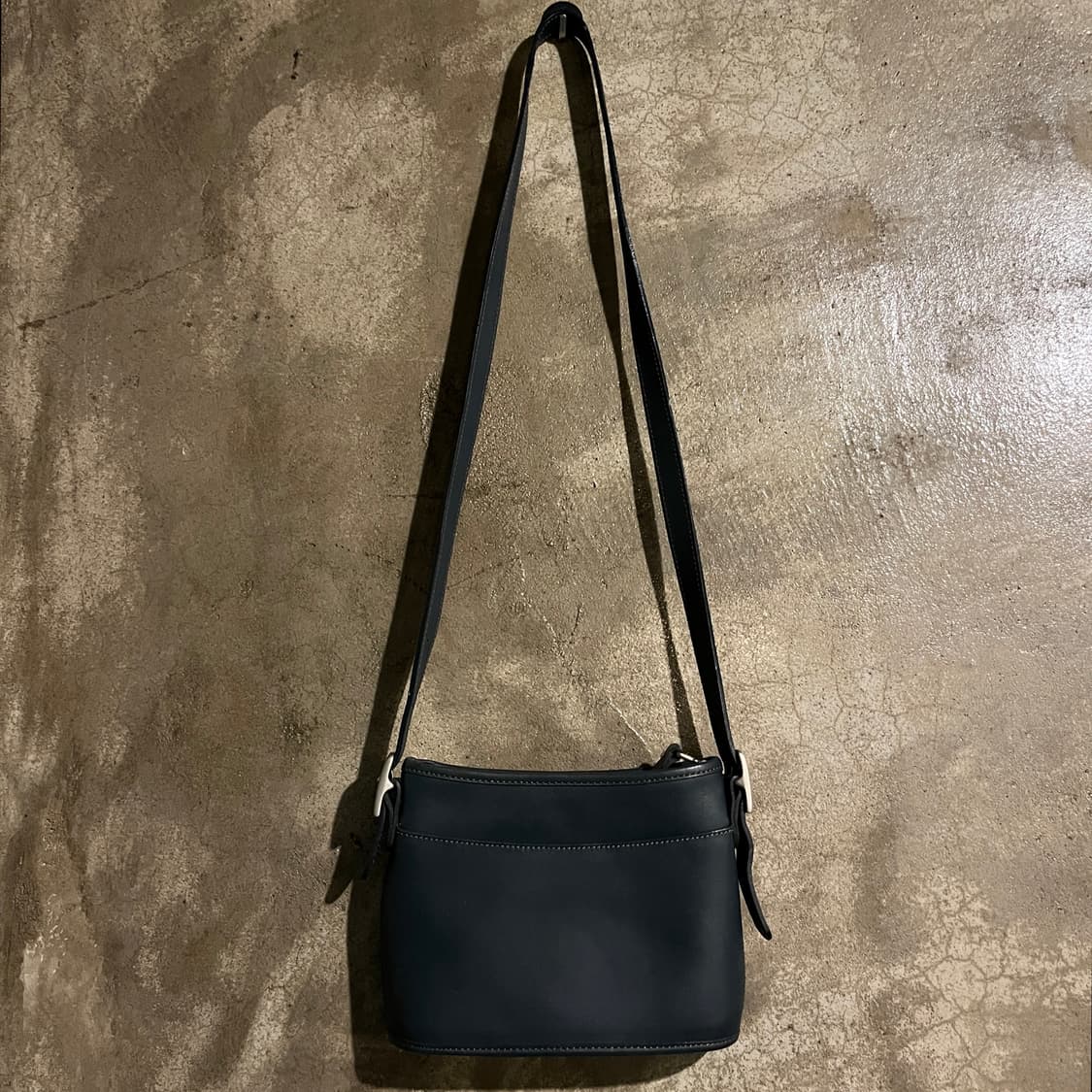 빈티지 레더 가죽 크로스백 상품이미지1